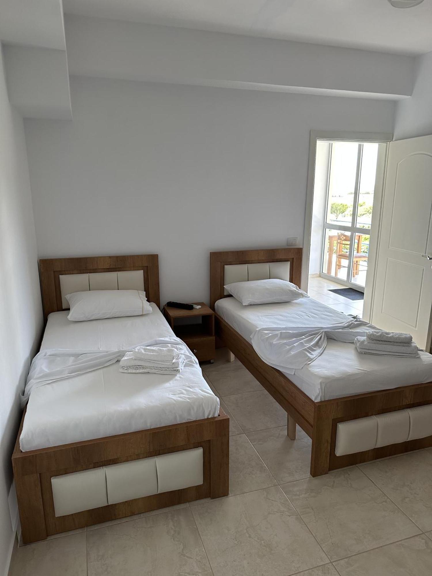 River Bridge Private Room Gjirokastër Esterno foto